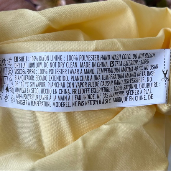 •Forever 21• Sundress with Cutout Back - Size Medium - Picture 9 of 10